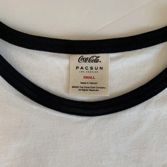 NWT PacSun Women’s Cropped Tee Shirt - Picture 3 of 5